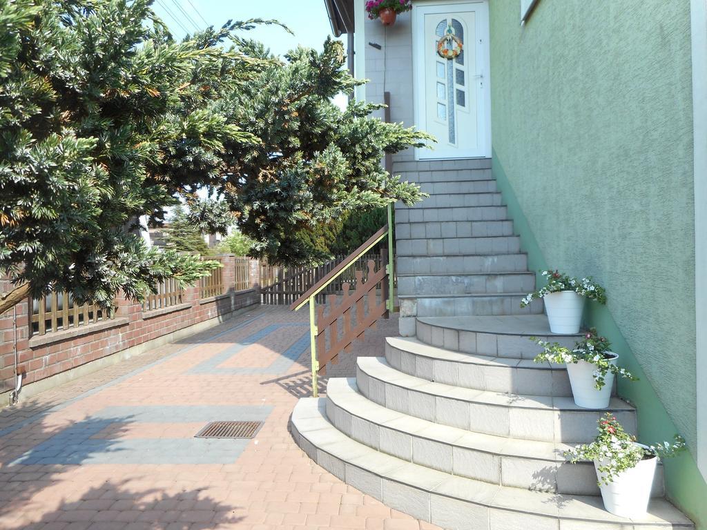 Villa Karo 莱鲍 外观 照片